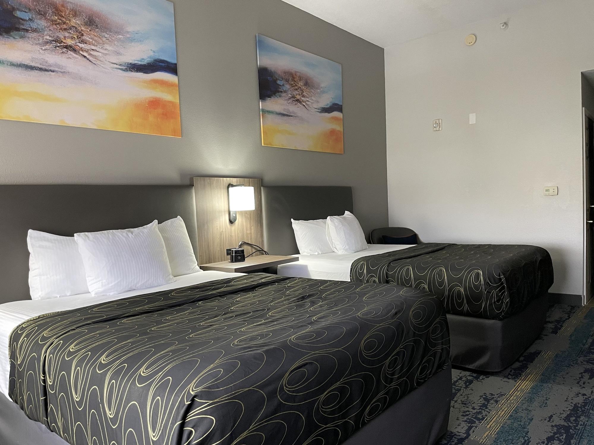 La Quinta By Wyndham Tampa Central Exterior photo