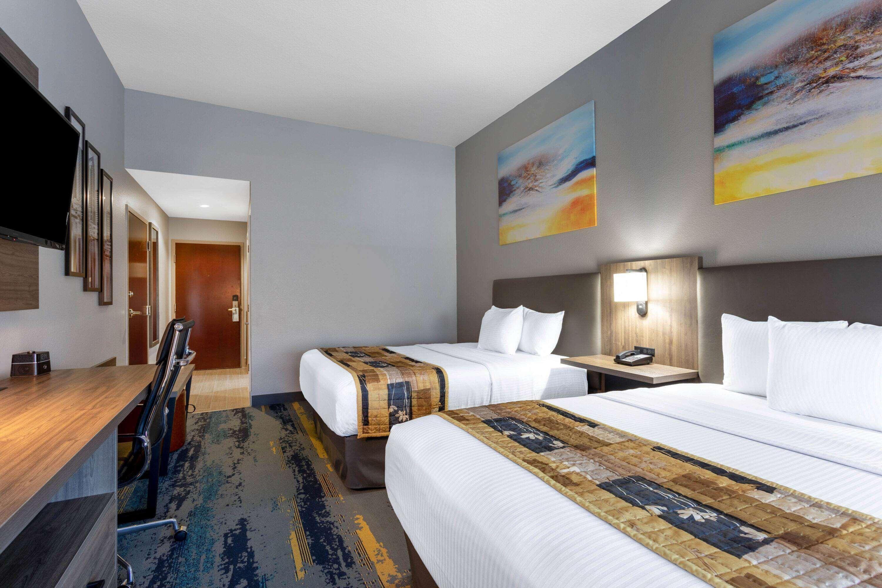 La Quinta By Wyndham Tampa Central Exterior photo