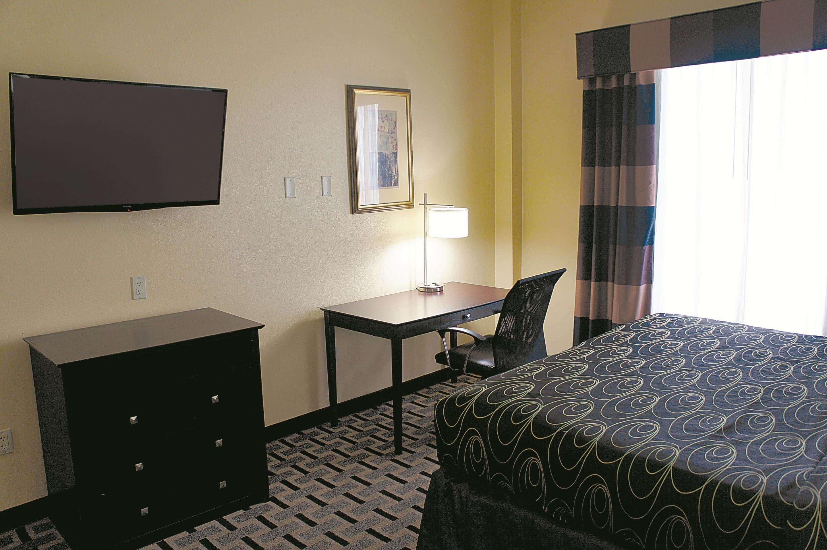 La Quinta By Wyndham Tampa Central Exterior photo